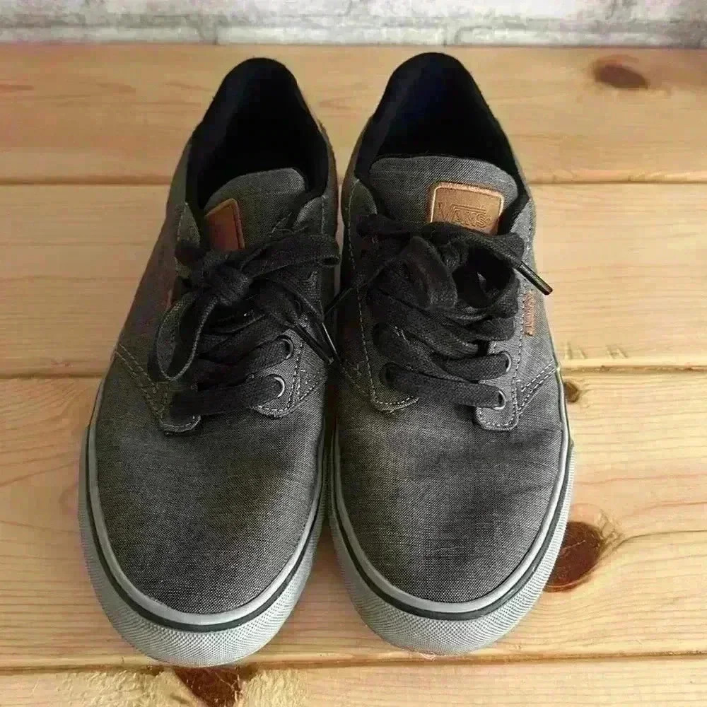 EUC Men’s Atwood Deluxe Ultra Cush Low Top Sneaker - Size 7.5